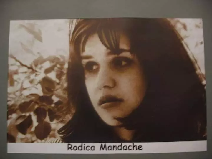 Rodica Mandache în adolescență. Sursă foto: Arhivă personală