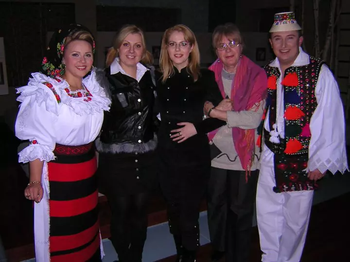 167861_186609878034452_8195217_n