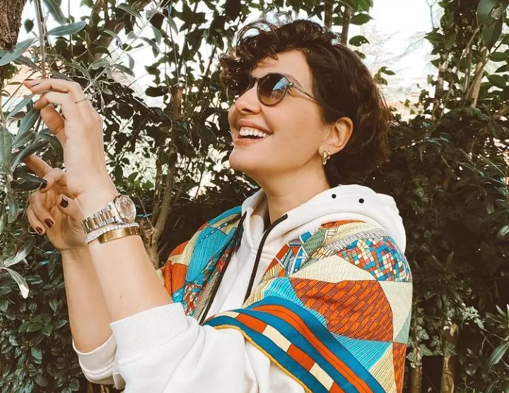 Bergüzar Korel p