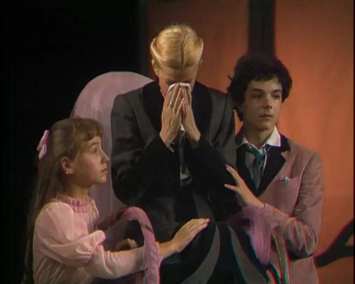 Șase personaje în căutarea unui autor (4)