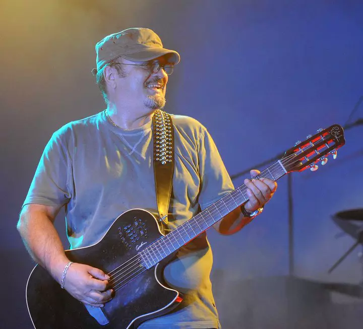 41326_148662428489628_200792_n-1