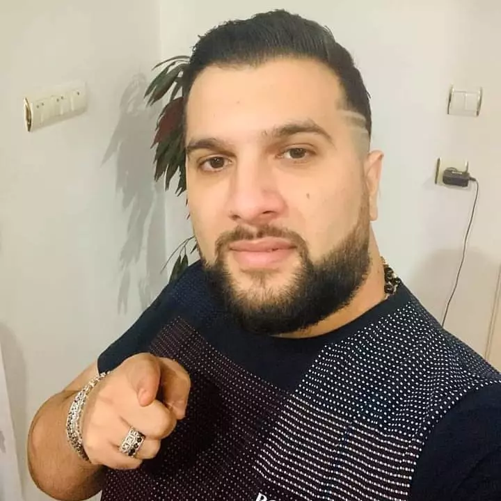 tzanca-uraganu-fiica