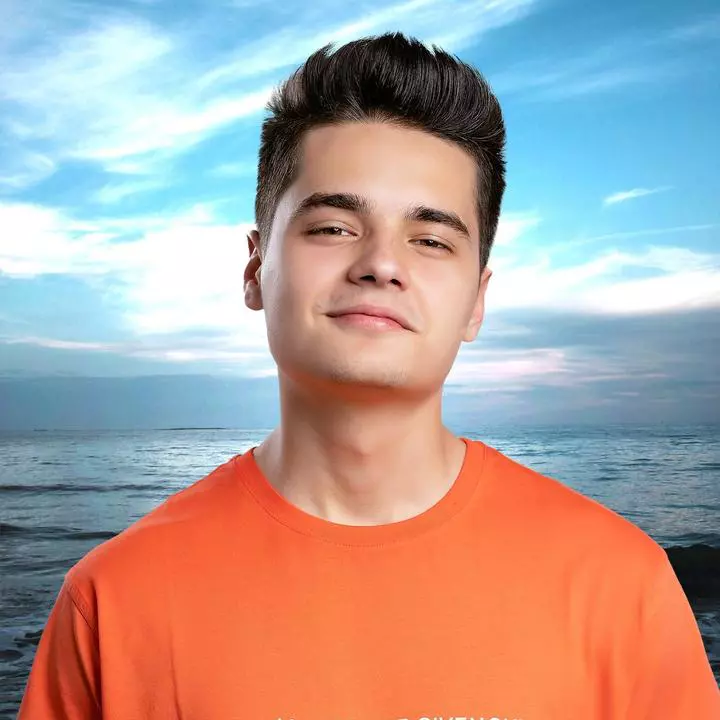 2dc27c738f8445a605329ea38a0598d0_c5_720x720