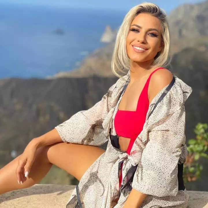 amna 89
