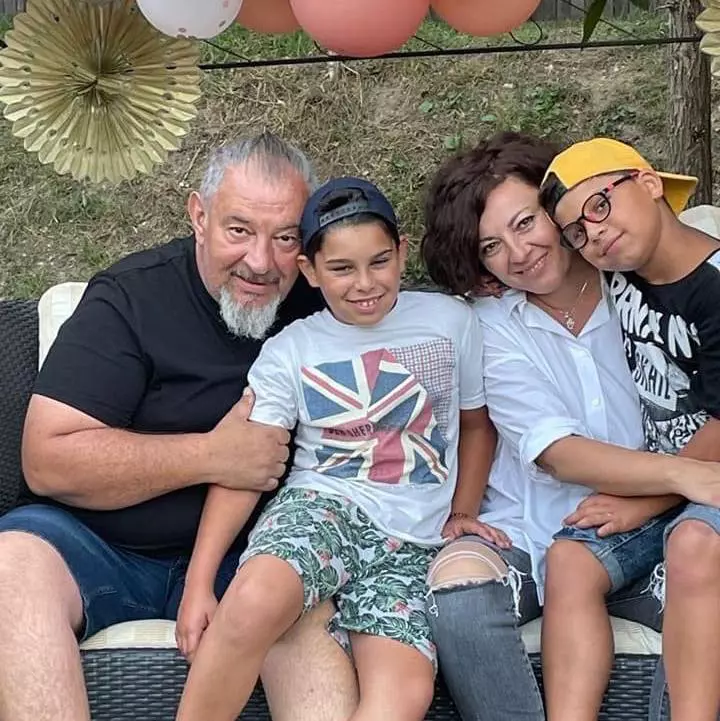 ce-fac-acum-copiii-adoptati-de-bodo-solistul-trupei-proconsul-1