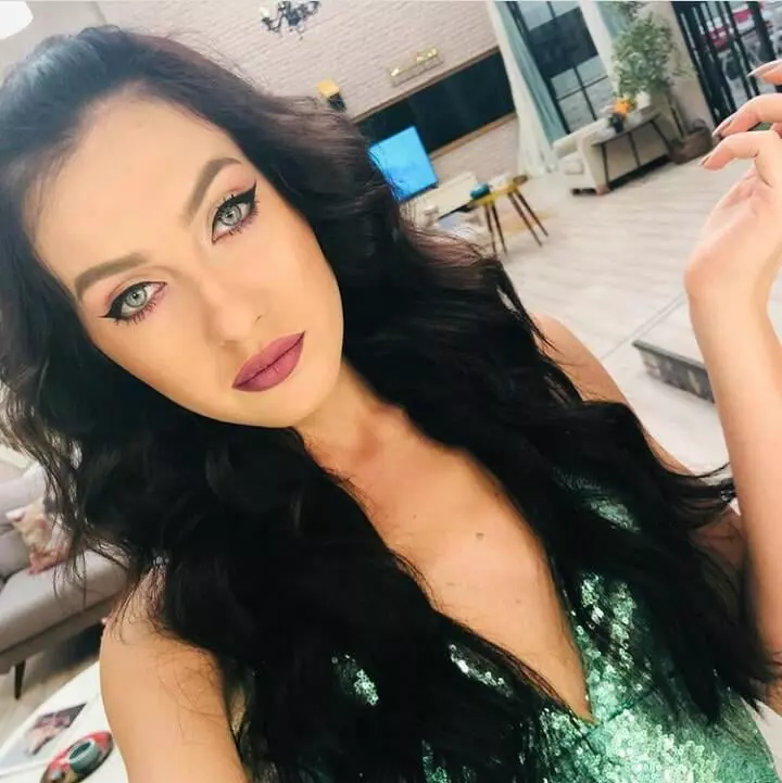 Bianca Comănici Puterea Dragostei (8)