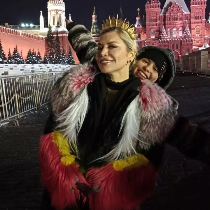 Loredana si Elena, fiica ei