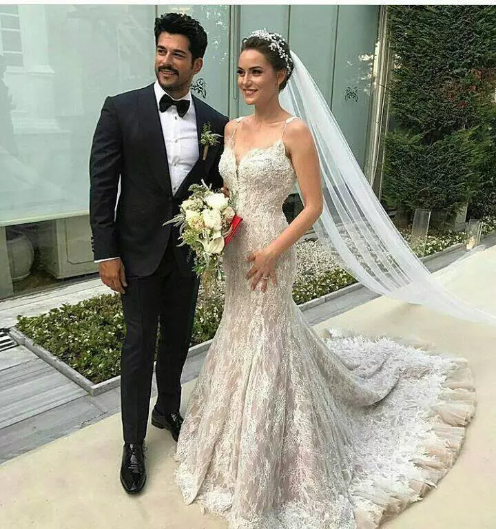 Nunta anului în Turcia. Burak Özçivit („Dragoste infinită”) şi Fahriye Evcen s-au căsătorit (17)