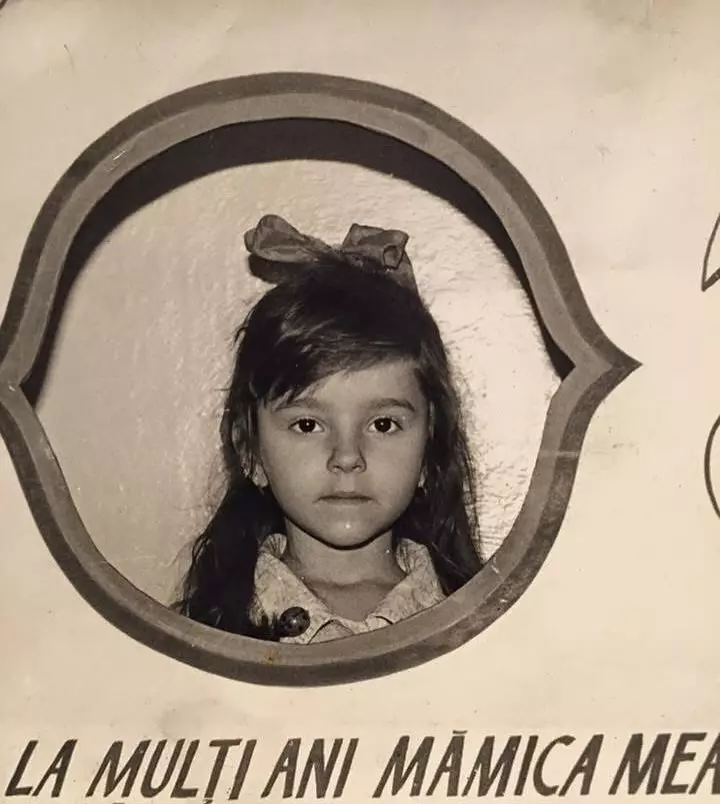 giulia-anghelescu-imagini-din-copilarie (2)