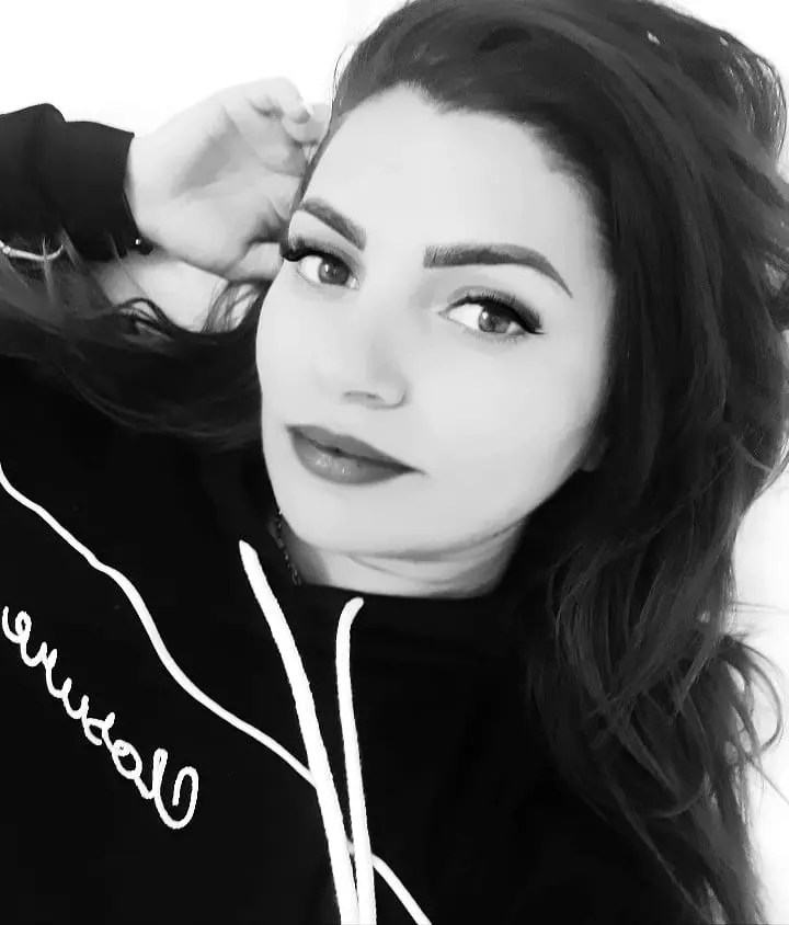 cine este Petronela Cinori de la Mireasa