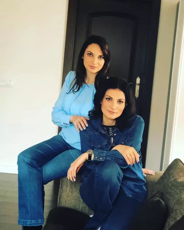 sora-ioanaei-g-270292632_435647888303726_8612863474043207363_n