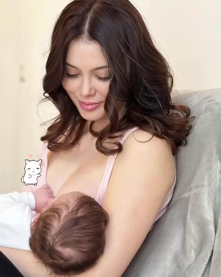 Anca Dumitra și fiul ei, Levi Nicholas (2)