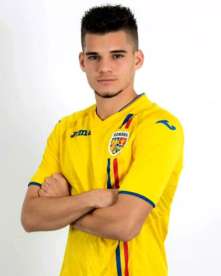 ianis-hagi-22-de-ani-3