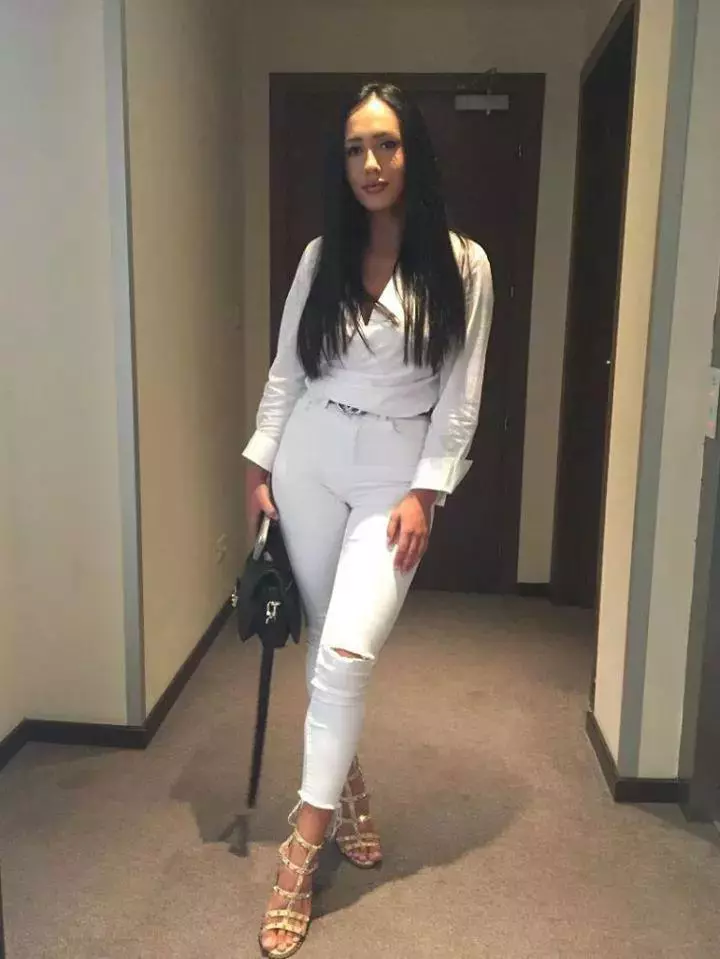 Ella-Puterea-Dragostei-iubit-2