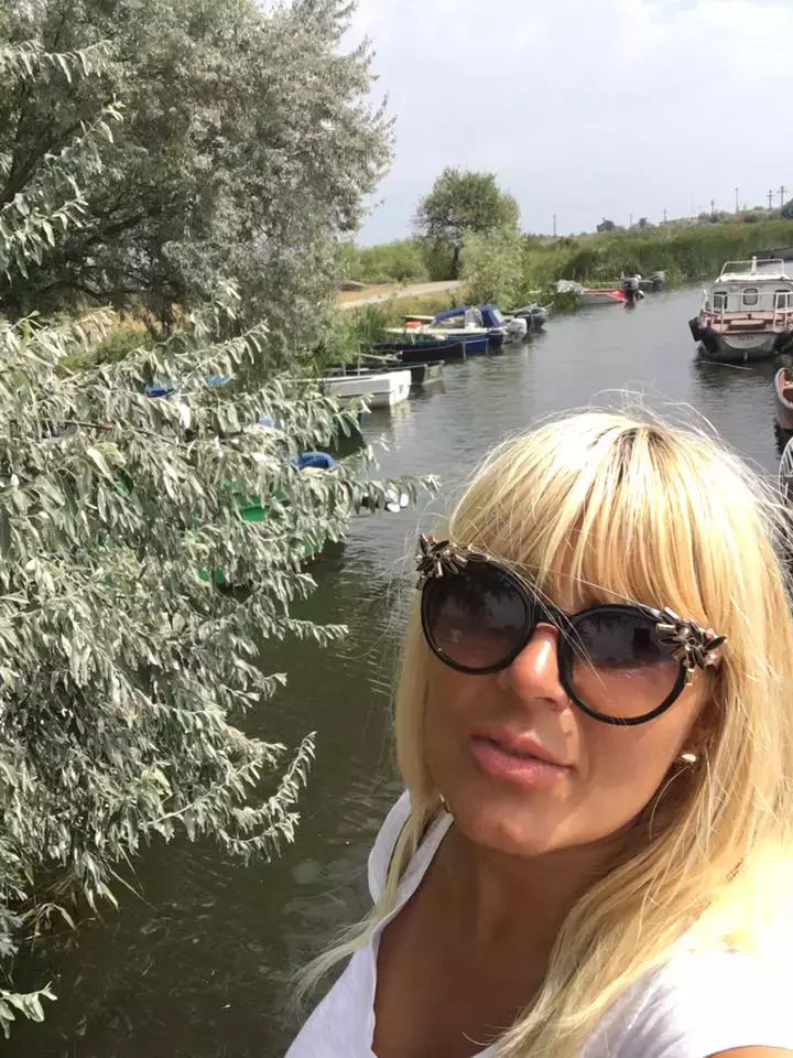 Elena-Udrea-7