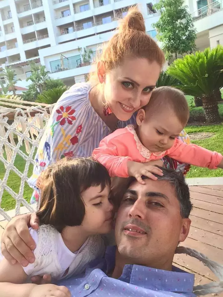 Alina-Sorescu-si-familia-ei