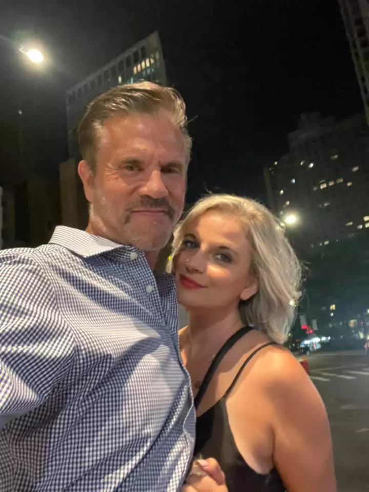 Cum arată astăzi Lorenzo Lamas. Noua logodnică a actorului de 63 de ani e mai tânără cu 27 de ani decât el (1)