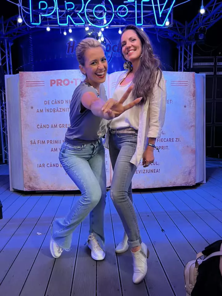 andra-marinescu-si-cristina-joia-2