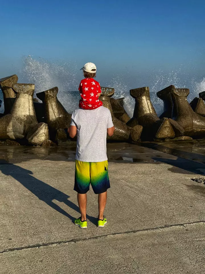 dani-otil-si-gabriela-prisacariu-imagini-superbe-din-luna-de-miere-9