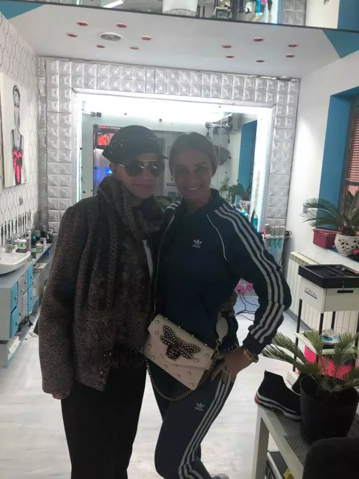 Ionela si anamaria Prodan 2