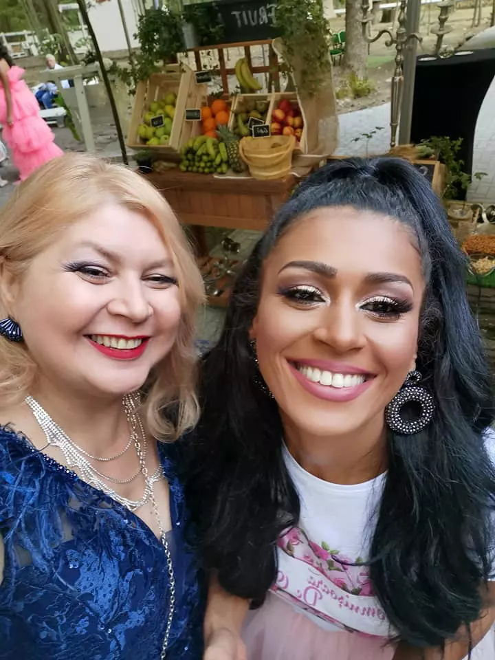 Majda Aboulumosha si mama ei