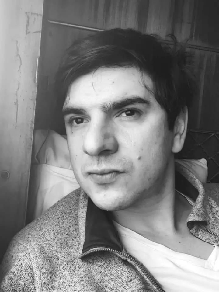 alex bogdan ganditor