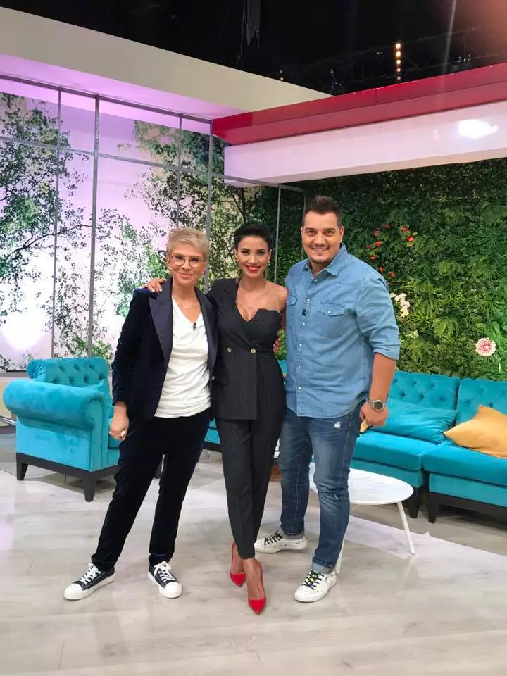 Adelina Pestrițu în emisiunea Teo Show de la Kanal D, cu Teo Trandafir și Bursucu'