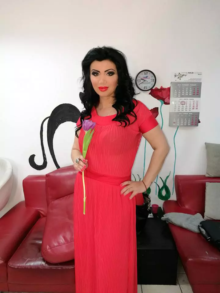 Adriana Bahmuteanu 4