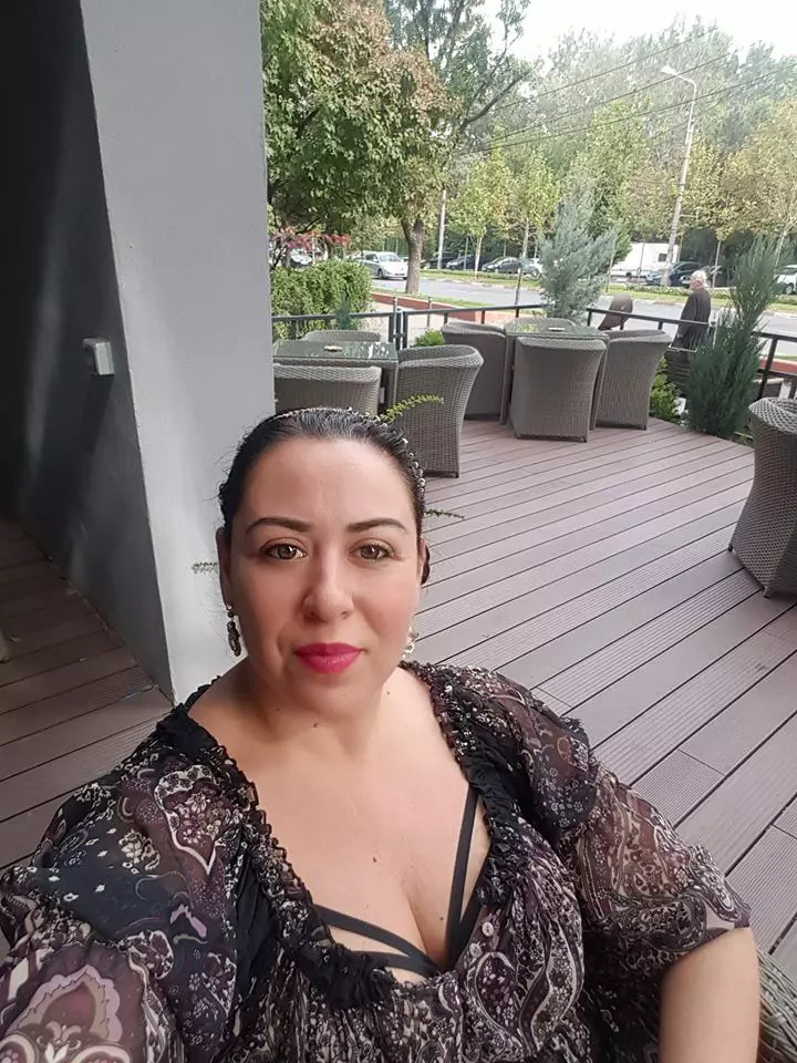 Oana Roman 3