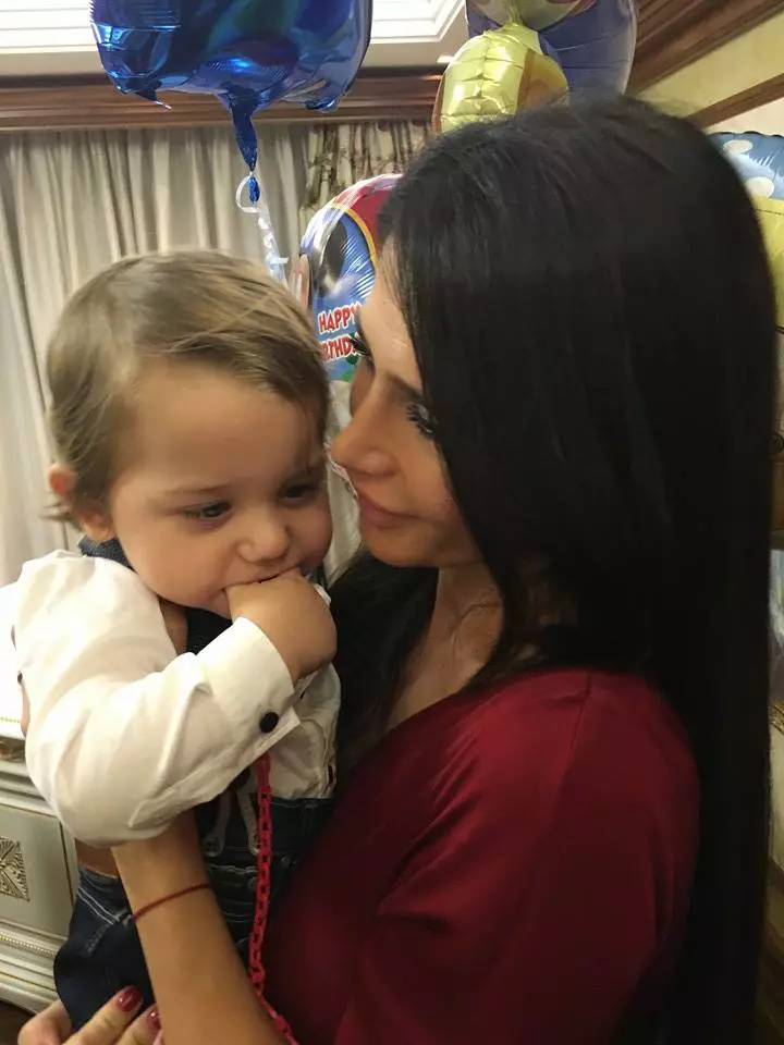 Elena Băsescu este insarcinata 4