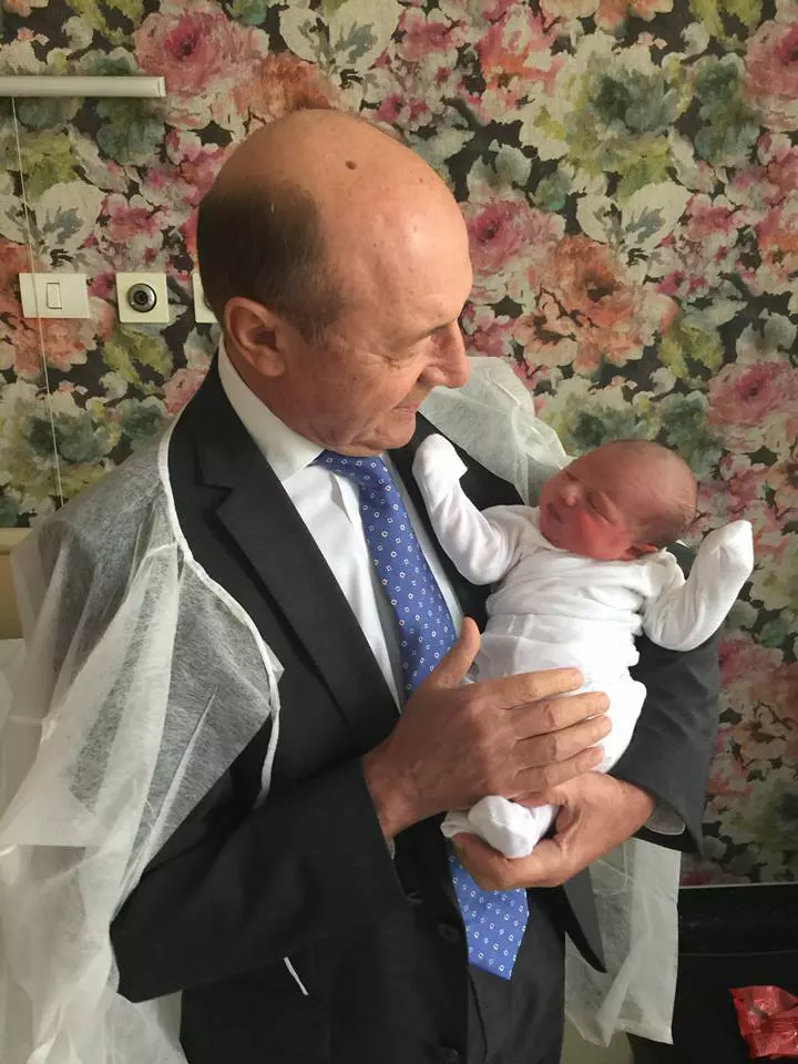 Traian Basescu si Anastasia