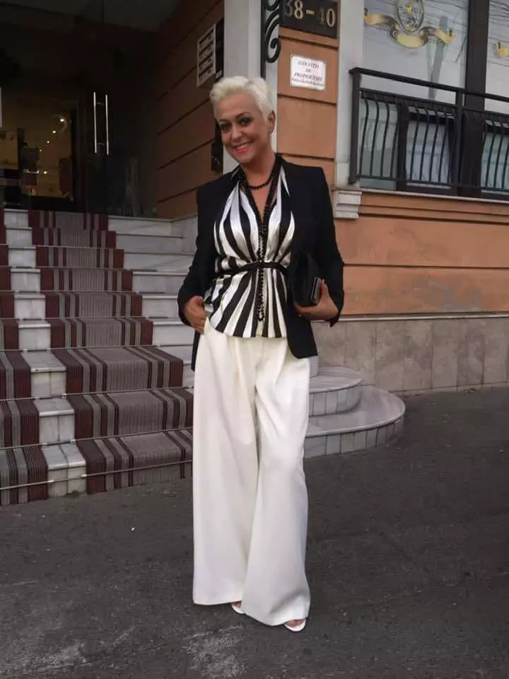 De ce merge Monica Anghel la solar