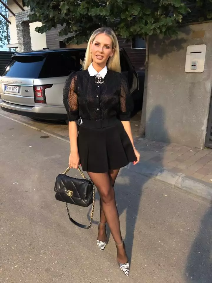 Andreea Bănică operații estetice (2)