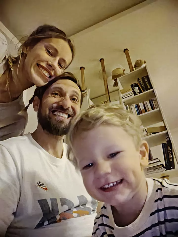 Dani Oțil imagini vilă Corbeanca (4)