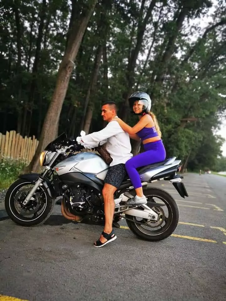 Beatrice Drăgulescu are 15 ani