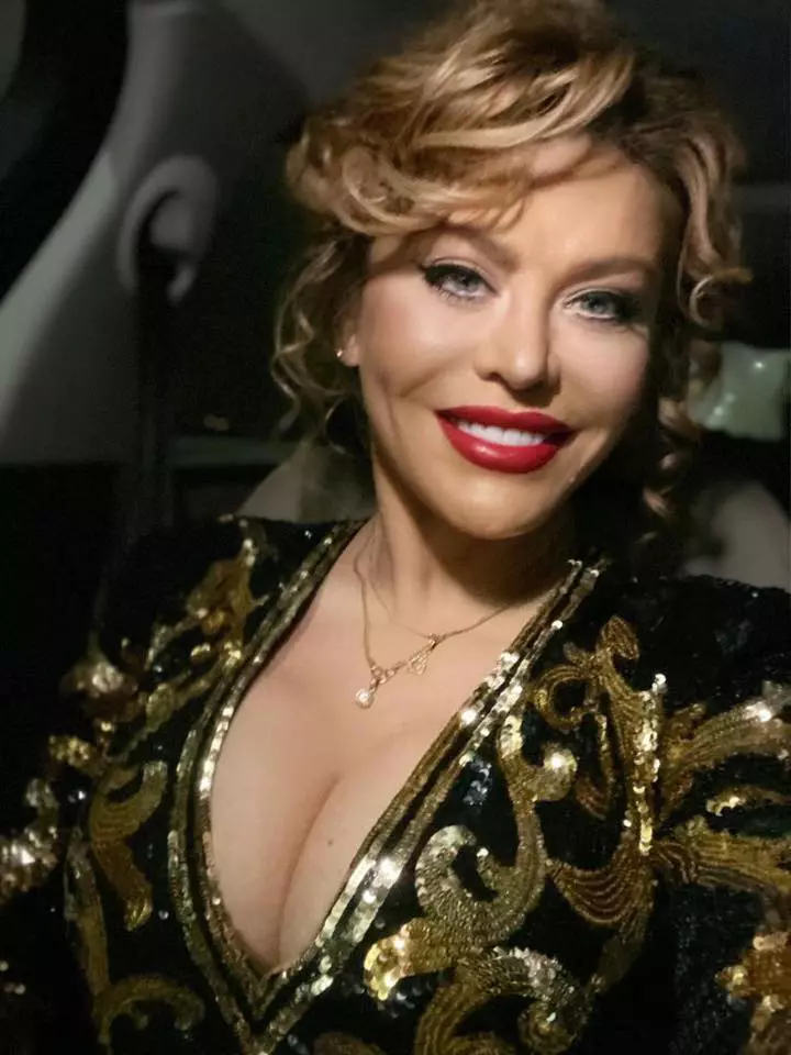 Loredana-Groza-sexy-4