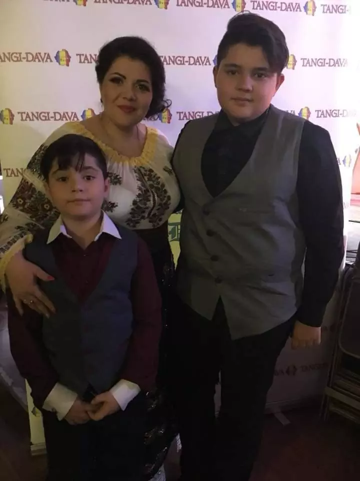 Anişoara Dabija are doi băieţi cu fostul soţ