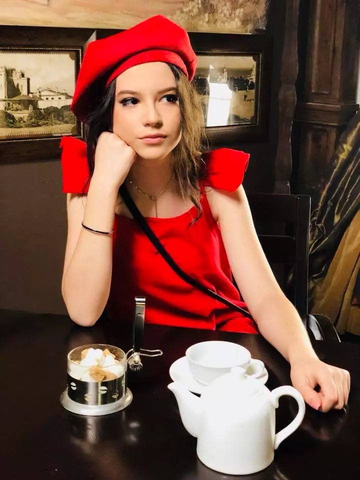 34605916_1952777564735399_3357257712013410304_n