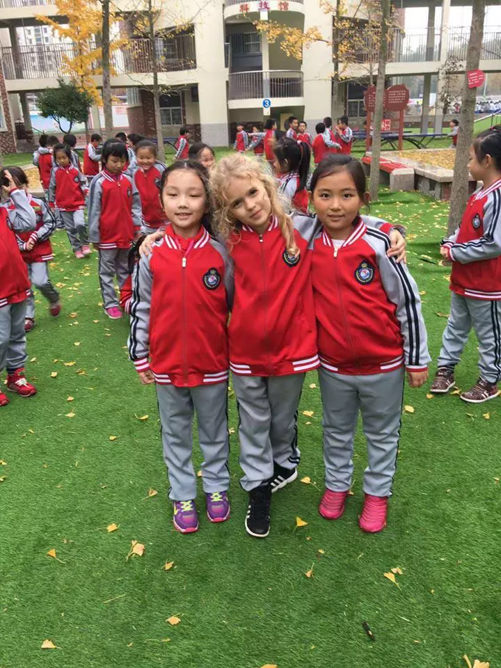 cine e Siena Vușcan de la Romanii au talent