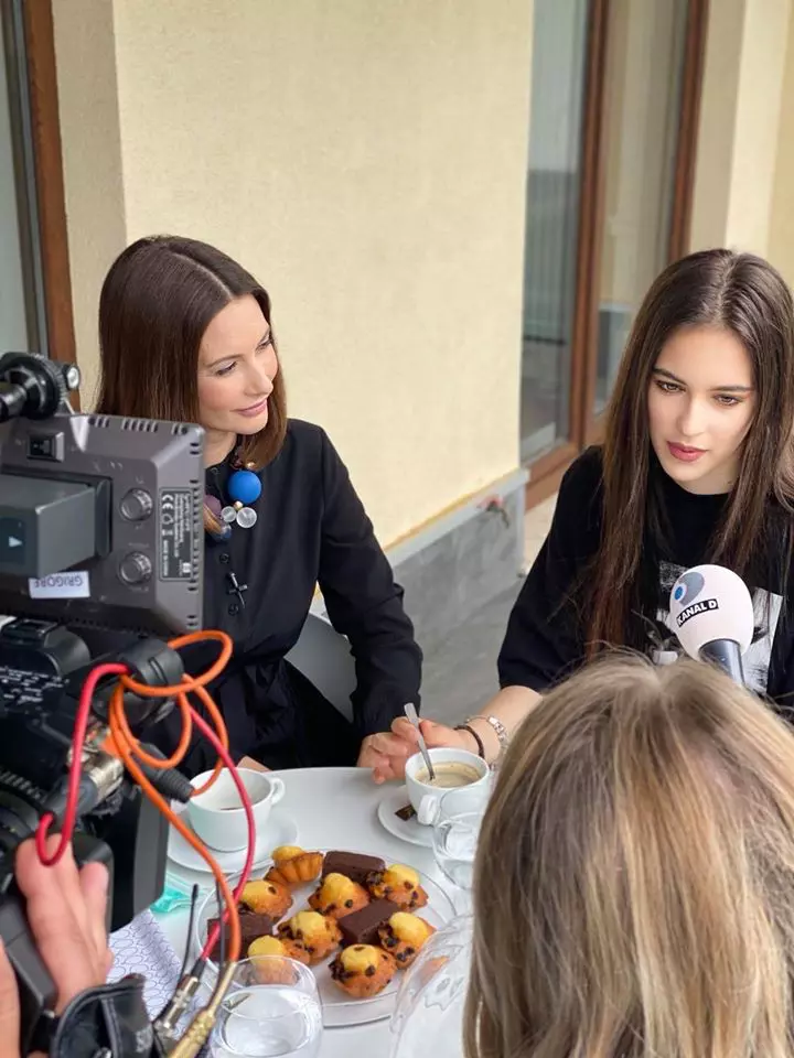 Andreea-Berecleanu-a-filmat-pentru-Teo-Show-Kanal-D-6