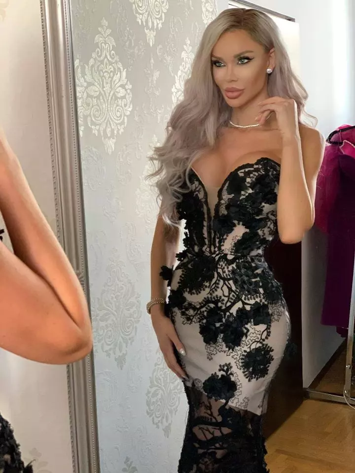 Bianca-Drăgușanu-8