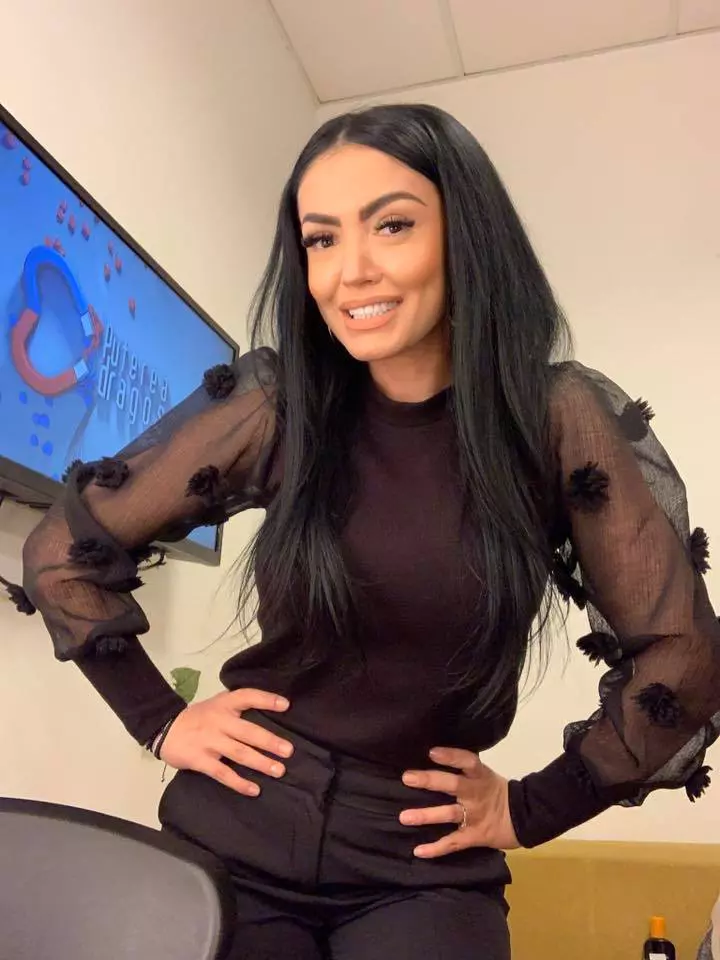 Andreea-Mantea-nu-mai-prezintă-Puterea-Dragostei-4