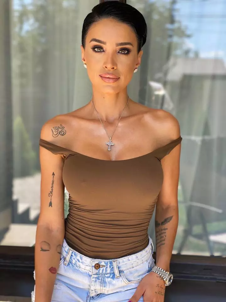 Fiica-Adelina-Pestritu-5