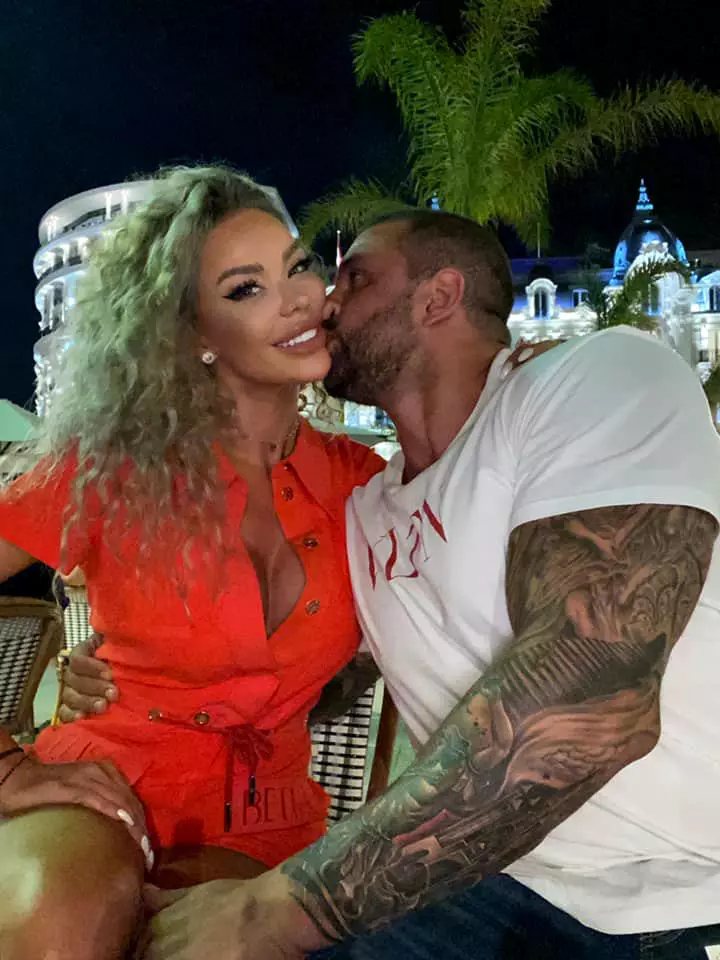 Bianca-Dragusanu-3-2-6