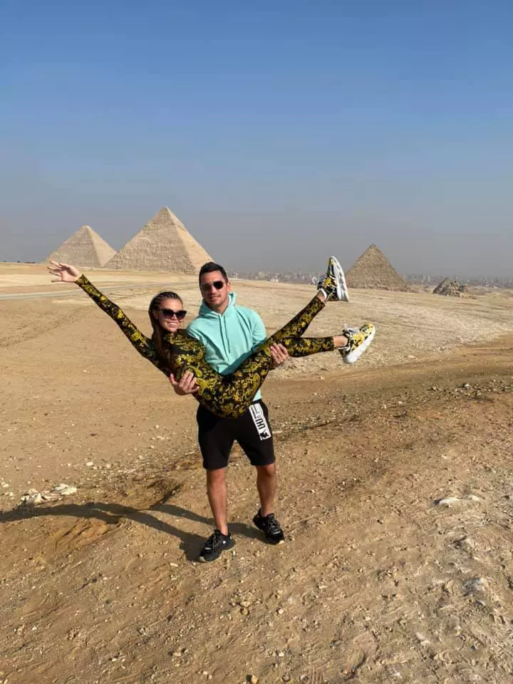 Flick-Denisa-Hodisan-casa-noua-3