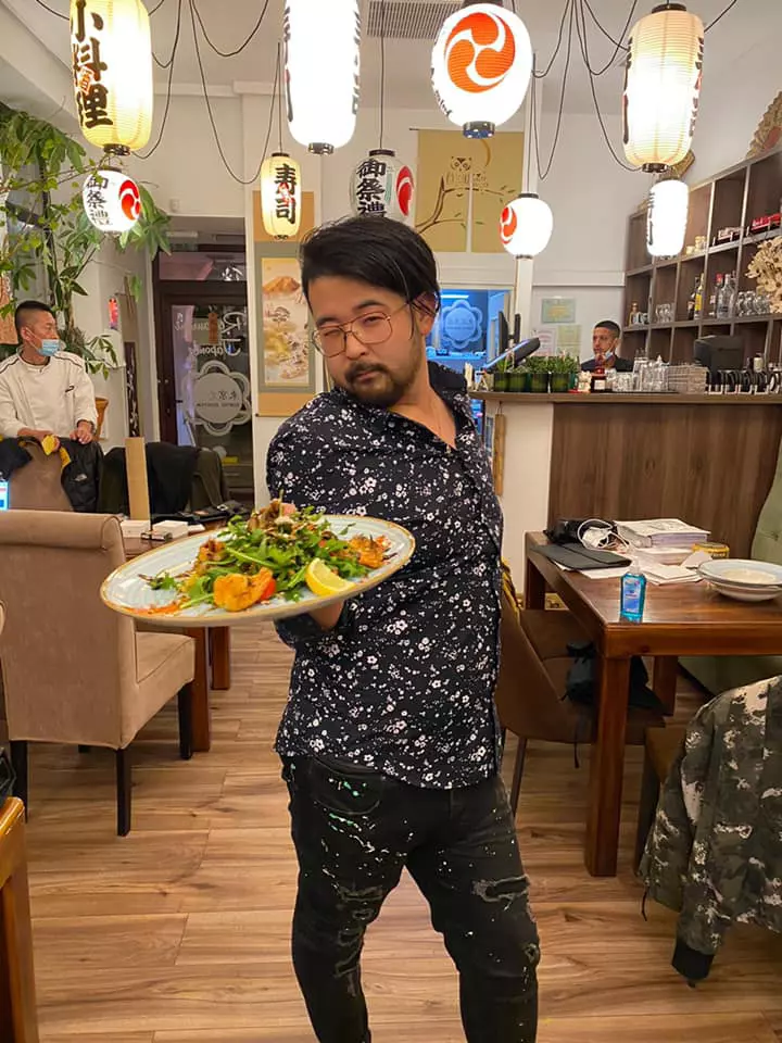 cine-este-Rikito-Watanabe-Chefi-la-Cutite-1