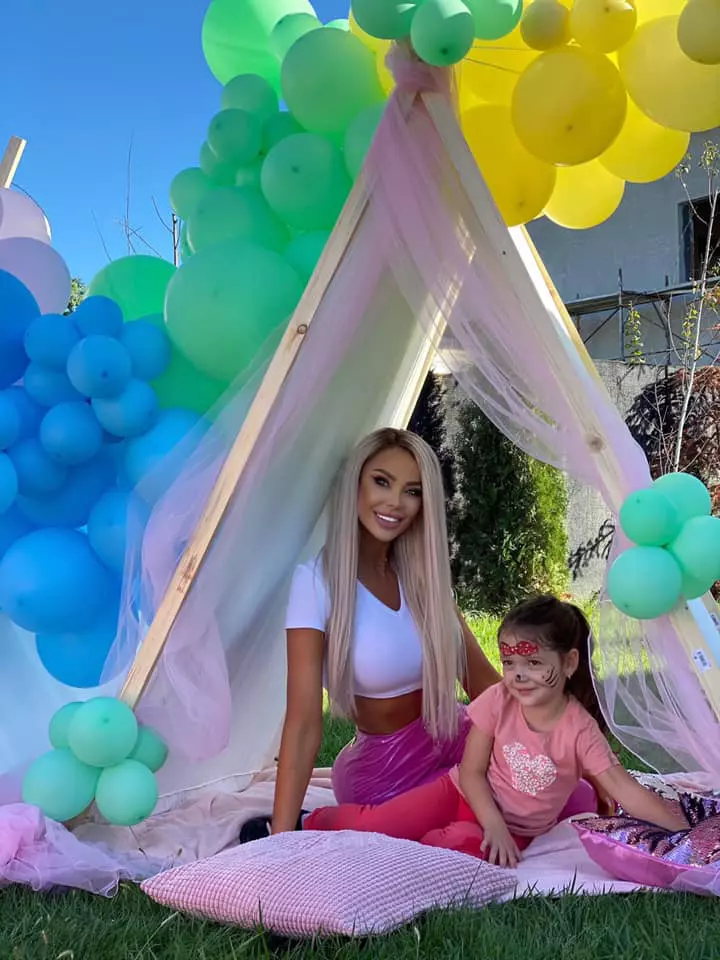 bianca-dragusanu-victor-slav-si-sofia-aparitie-de-senzatie-7