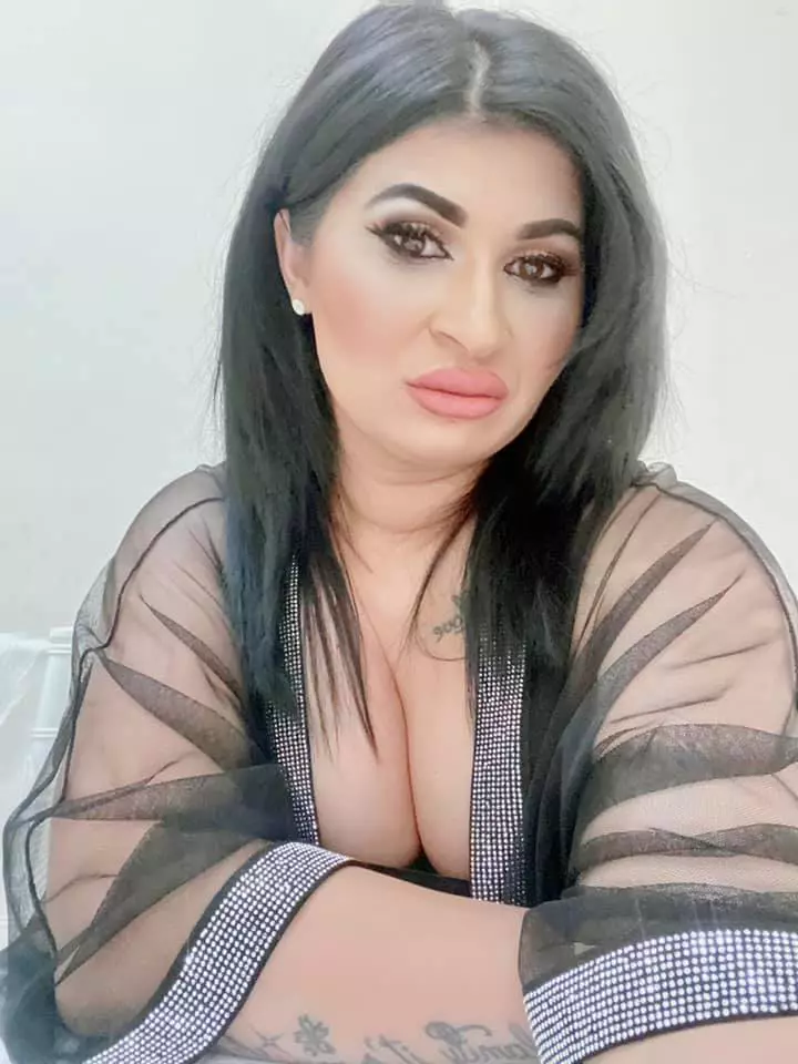 Ramona-de-la-Clejani-a-divortat-9