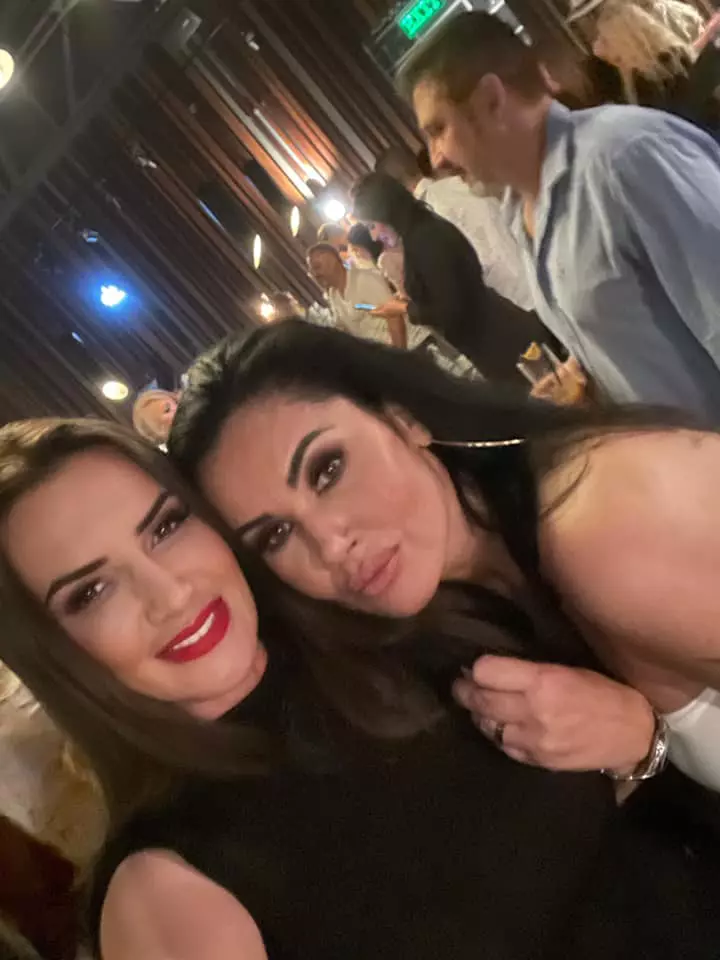 mara-banica-insarcinata-burtica-de-gravida-3