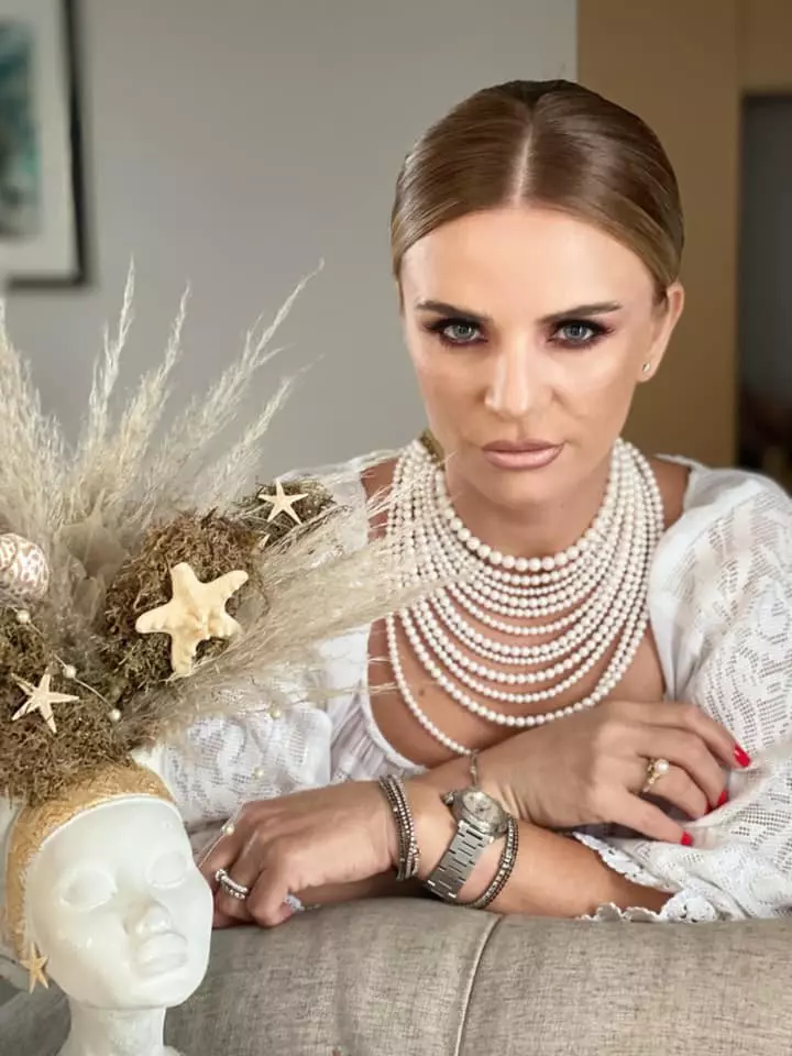 marcela-fota-legatura-sot-2